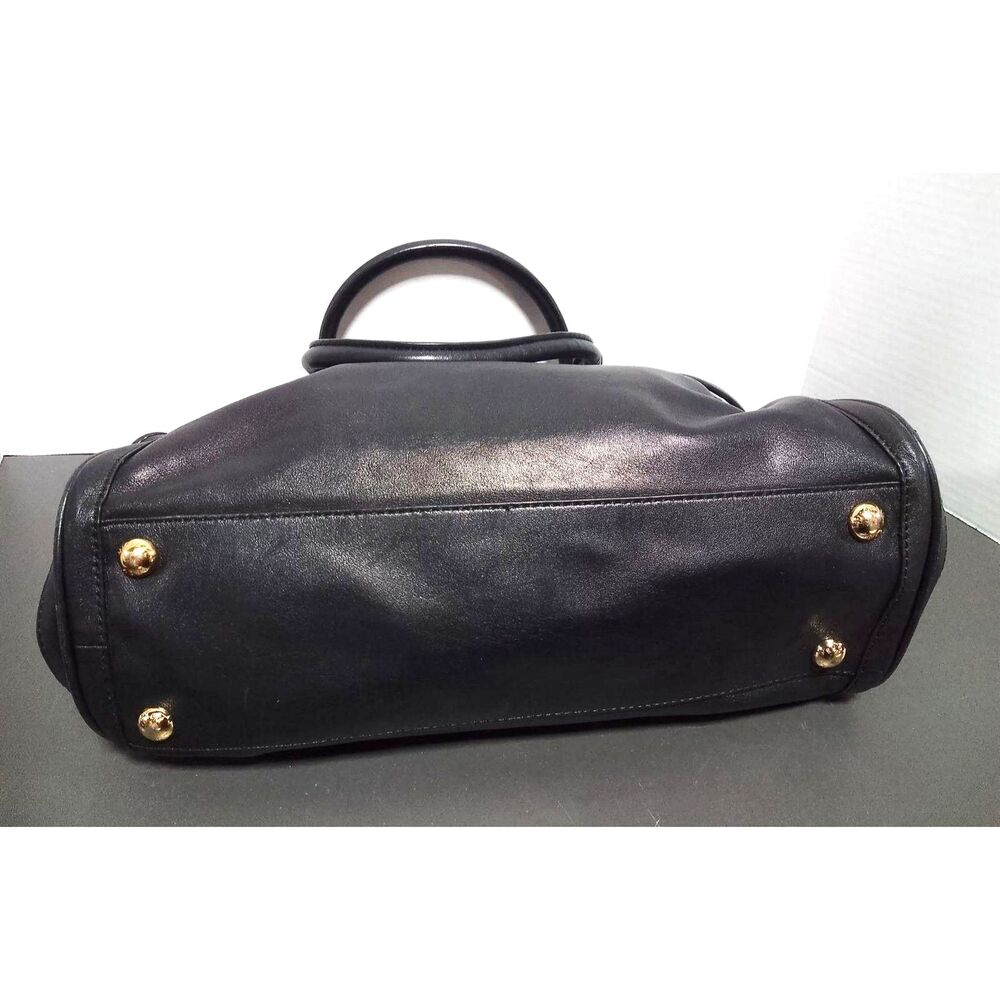 Michael Kors Large Black Hudson Belted Shoulder Bag - Picture 3 of 5